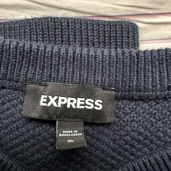 Express Men’s Cotton Sweater - Picture 2 of 5